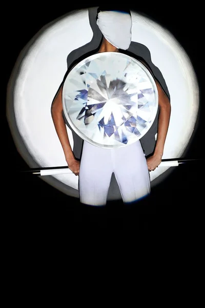 Look 12